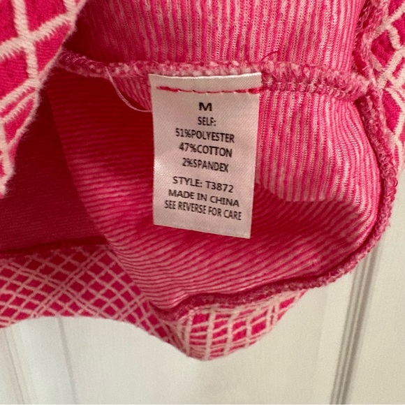 See and Be Seen Pink & White Top - Picture 4 of 6